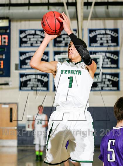 Thumbnail 2 in Arvada West vs. D'Evelyn (Ralston Roundup) photogallery.