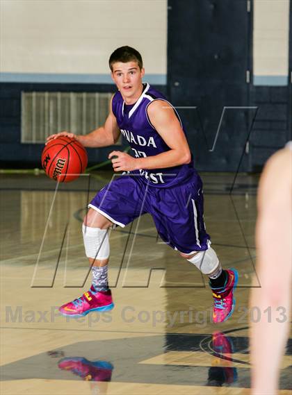 Thumbnail 1 in Arvada West vs. D'Evelyn (Ralston Roundup) photogallery.