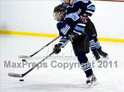 Thumbnail 1 in Northwest vs. Parkway West photogallery.