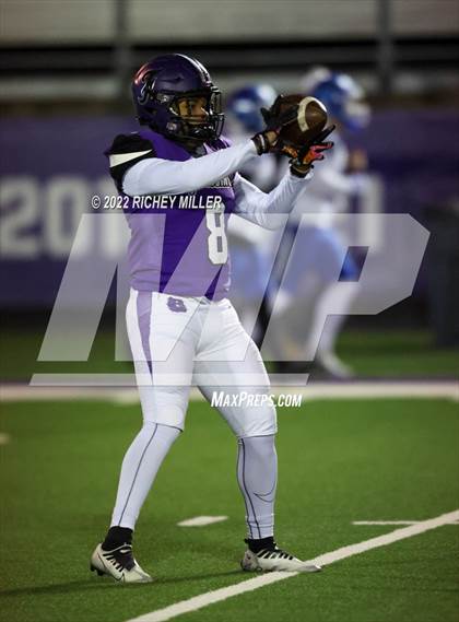 Thumbnail 1 in Conway @ Fayetteville (AAA 7A 2nd Round Playoff) photogallery.