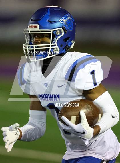 Thumbnail 2 in Conway @ Fayetteville (AAA 7A 2nd Round Playoff) photogallery.