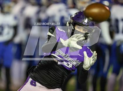Thumbnail 3 in Conway @ Fayetteville (AAA 7A 2nd Round Playoff) photogallery.