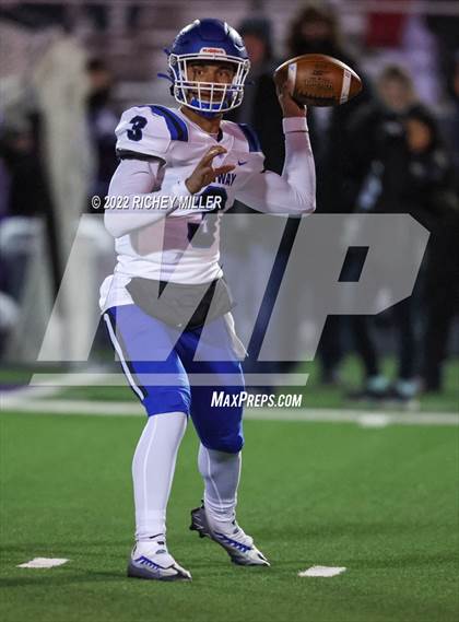 Thumbnail 3 in Conway @ Fayetteville (AAA 7A 2nd Round Playoff) photogallery.
