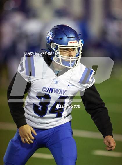 Thumbnail 1 in Conway @ Fayetteville (AAA 7A 2nd Round Playoff) photogallery.