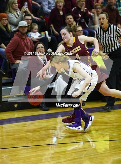 Thumbnail 3 in Golden vs Holy Family (Sweet 16) photogallery.
