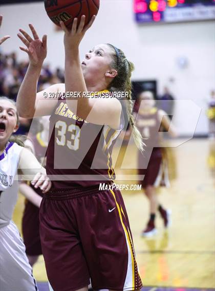 Thumbnail 3 in Golden vs Holy Family (Sweet 16) photogallery.