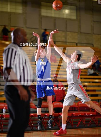 Thumbnail 1 in El Toro @ Mater Dei photogallery.