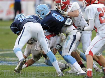 Thumbnail 2 in Garden Grove vs. Corona del Mar (CIF SS Southern Division Final) photogallery.