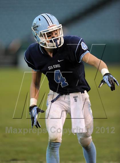 Thumbnail 1 in Garden Grove vs. Corona del Mar (CIF SS Southern Division Final) photogallery.