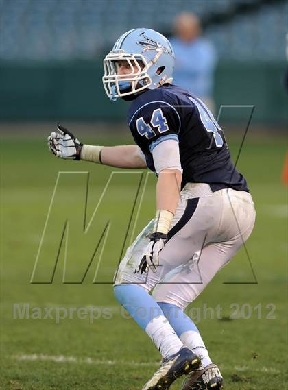Thumbnail 2 in Garden Grove vs. Corona del Mar (CIF SS Southern Division Final) photogallery.