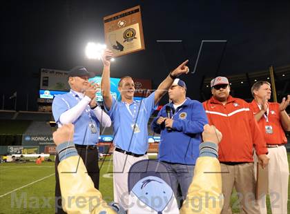 Thumbnail 2 in Garden Grove vs. Corona del Mar (CIF SS Southern Division Final) photogallery.