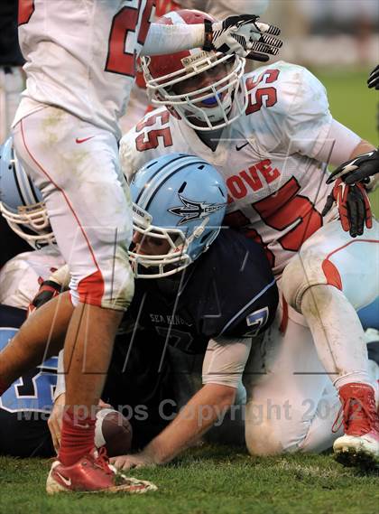 Thumbnail 2 in Garden Grove vs. Corona del Mar (CIF SS Southern Division Final) photogallery.