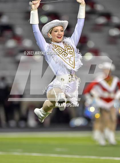 Thumbnail 2 in Longview vs. Porter (UIL 5A Bi-District) photogallery.