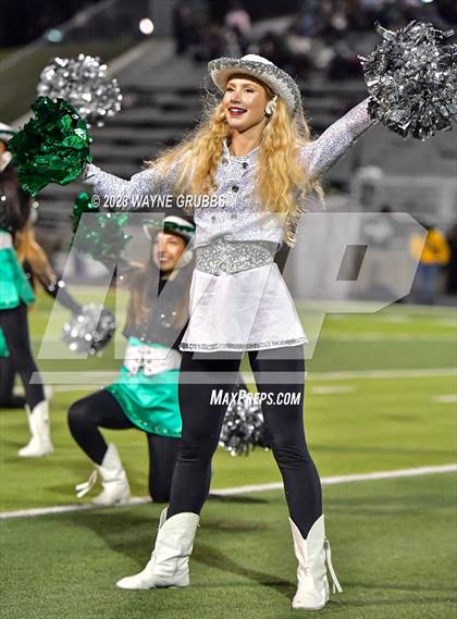 Thumbnail 3 in Longview vs. Porter (UIL 5A Bi-District) photogallery.