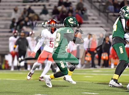 Thumbnail 1 in Longview vs. Porter (UIL 5A Bi-District) photogallery.