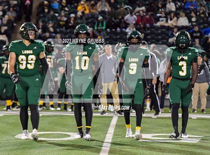 Thumbnail 3 in Longview vs. Porter (UIL 5A Bi-District) photogallery.