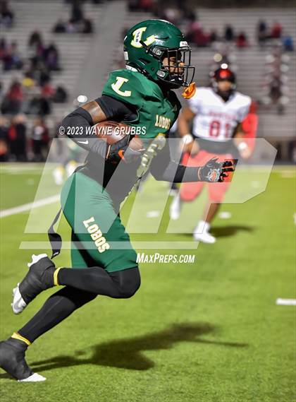 Thumbnail 3 in Longview vs. Porter (UIL 5A Bi-District) photogallery.