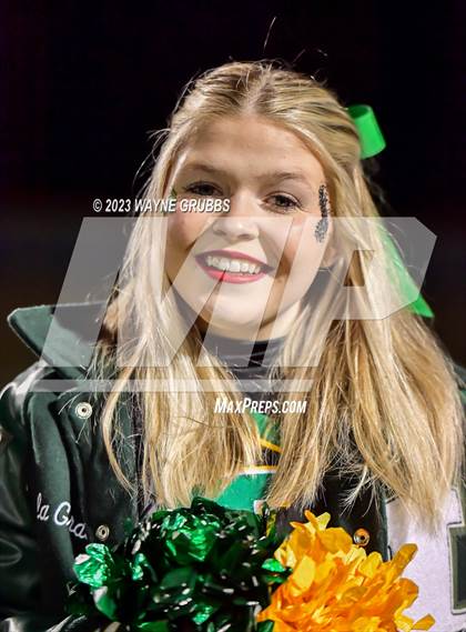 Thumbnail 1 in Longview vs. Porter (UIL 5A Bi-District) photogallery.