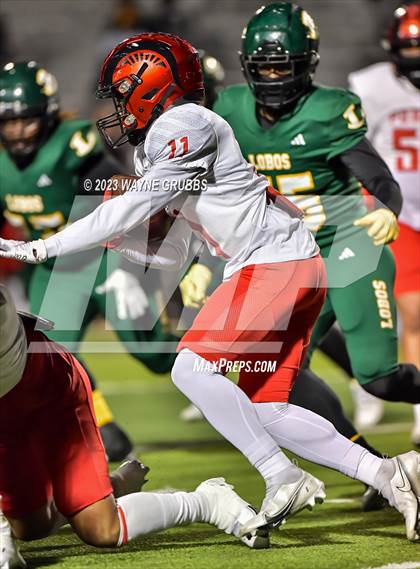 Thumbnail 3 in Longview vs. Porter (UIL 5A Bi-District) photogallery.
