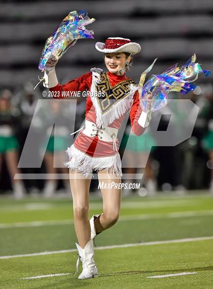 Thumbnail 3 in Longview vs. Porter (UIL 5A Bi-District) photogallery.