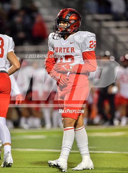 Thumbnail 2 in Longview vs. Porter (UIL 5A Bi-District) photogallery.