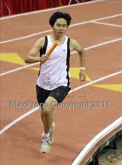 Thumbnail 2 in Run For The Dream California Indoor Invitational (Boys Track Events) photogallery.