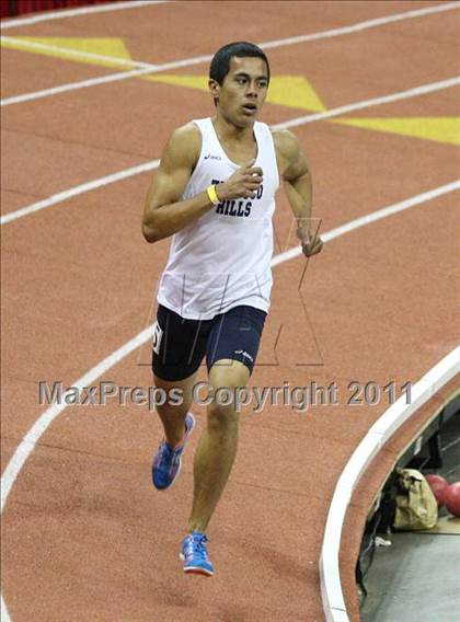 Thumbnail 3 in Run For The Dream California Indoor Invitational (Boys Track Events) photogallery.