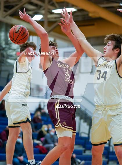 Thumbnail 3 in Brebeuf Jesuit Preparatory @ Tri-West Hendricks photogallery.