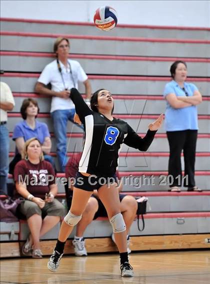 Thumbnail 1 in Pacifica vs Torrance (Molten Classic) photogallery.