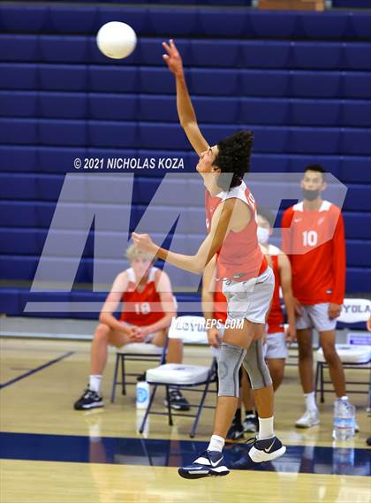 Thumbnail 2 in Redondo Union vs. Loyola (CIF SS D1 Playoffs) photogallery.