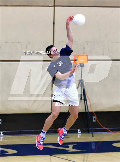 Thumbnail 3 in Redondo Union vs. Loyola (CIF SS D1 Playoffs) photogallery.
