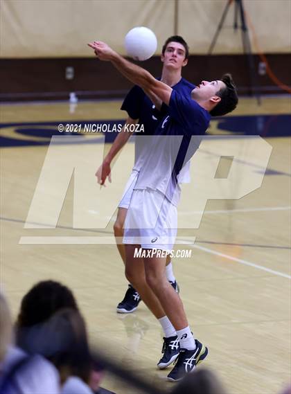 Thumbnail 2 in Redondo Union vs. Loyola (CIF SS D1 Playoffs) photogallery.