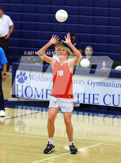 Thumbnail 2 in Redondo Union vs. Loyola (CIF SS D1 Playoffs) photogallery.