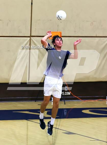 Thumbnail 2 in Redondo Union vs. Loyola (CIF SS D1 Playoffs) photogallery.