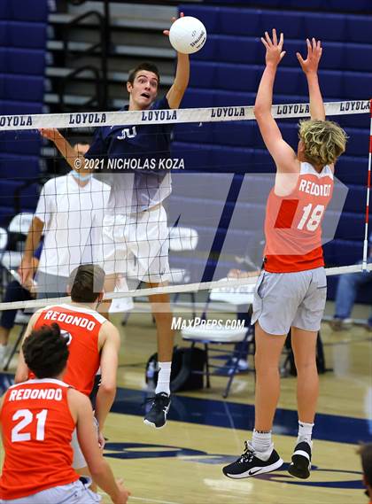 Thumbnail 3 in Redondo Union vs. Loyola (CIF SS D1 Playoffs) photogallery.