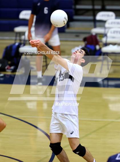Thumbnail 3 in Redondo Union vs. Loyola (CIF SS D1 Playoffs) photogallery.