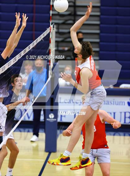 Thumbnail 3 in Redondo Union vs. Loyola (CIF SS D1 Playoffs) photogallery.