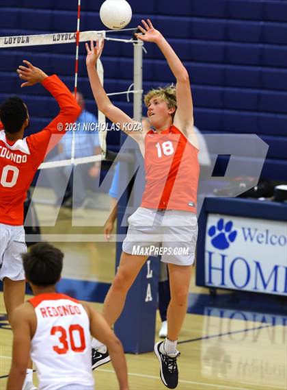 Thumbnail 2 in Redondo Union vs. Loyola (CIF SS D1 Playoffs) photogallery.