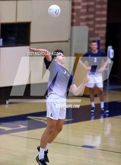 Thumbnail 2 in Redondo Union vs. Loyola (CIF SS D1 Playoffs) photogallery.