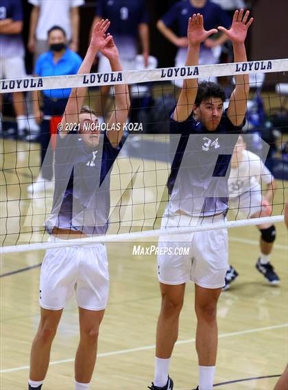 Thumbnail 3 in Redondo Union vs. Loyola (CIF SS D1 Playoffs) photogallery.