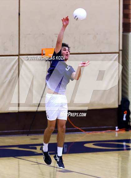 Thumbnail 3 in Redondo Union vs. Loyola (CIF SS D1 Playoffs) photogallery.