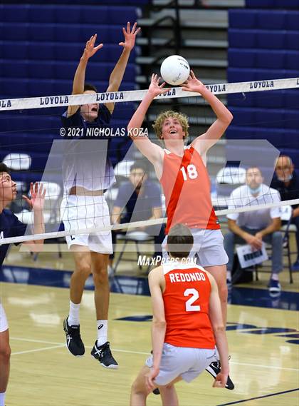 Thumbnail 2 in Redondo Union vs. Loyola (CIF SS D1 Playoffs) photogallery.