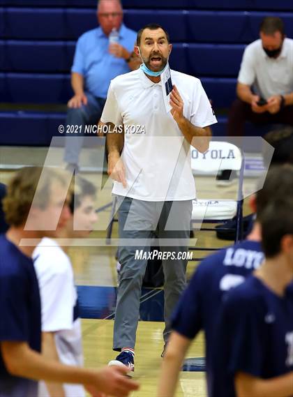 Thumbnail 3 in Redondo Union vs. Loyola (CIF SS D1 Playoffs) photogallery.