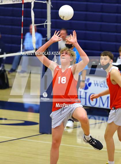 Thumbnail 2 in Redondo Union vs. Loyola (CIF SS D1 Playoffs) photogallery.
