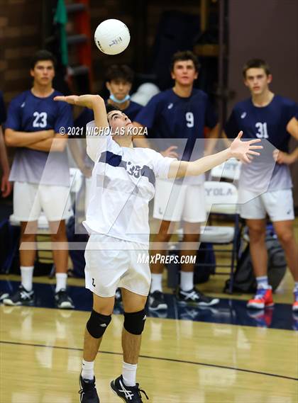 Thumbnail 2 in Redondo Union vs. Loyola (CIF SS D1 Playoffs) photogallery.
