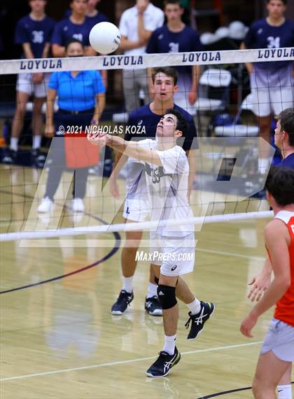 Thumbnail 2 in Redondo Union vs. Loyola (CIF SS D1 Playoffs) photogallery.