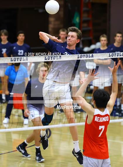Thumbnail 2 in Redondo Union vs. Loyola (CIF SS D1 Playoffs) photogallery.