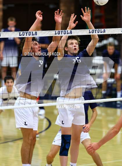 Thumbnail 3 in Redondo Union vs. Loyola (CIF SS D1 Playoffs) photogallery.
