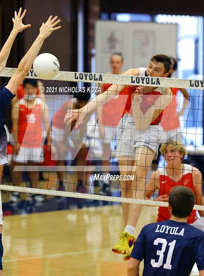 Thumbnail 2 in Redondo Union vs. Loyola (CIF SS D1 Playoffs) photogallery.