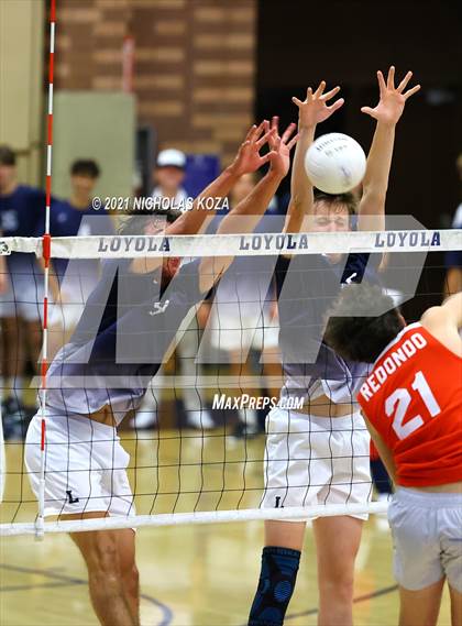 Thumbnail 2 in Redondo Union vs. Loyola (CIF SS D1 Playoffs) photogallery.